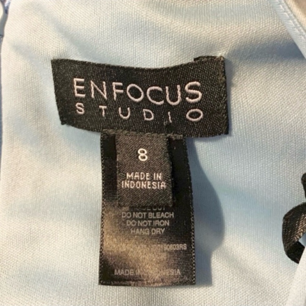 ENFOCUS Studio Blue Floral Sleeveless Dress - Picture 13 of 14
